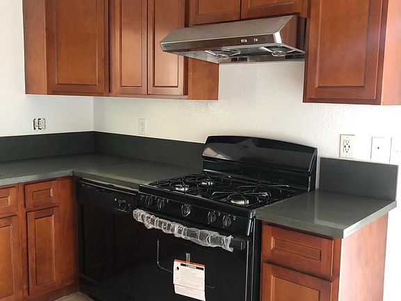 4th image of 2666 Dobbins Way