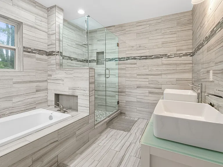 1409 Bridges Ave SW — Photo 12