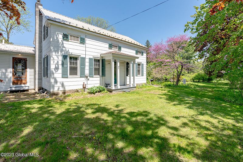2nd image of 6311 Frenchs Hollow Road