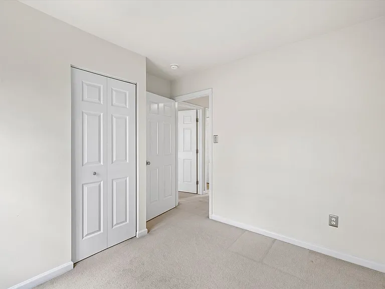 4701 Colonnade Way — Photo 23