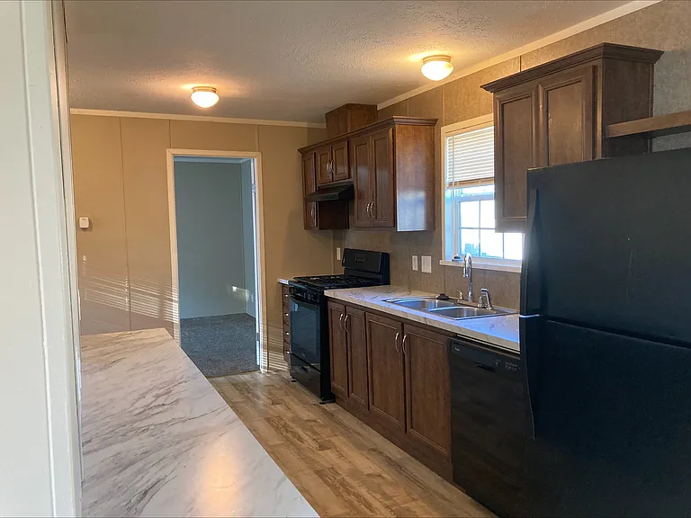 Meadowbrook Estates — Photo 21