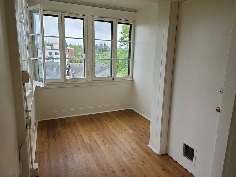 5203 12th Ave NE — Photo 12