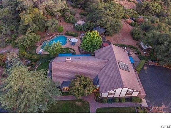 3rd image of 18235 Morlan Ln