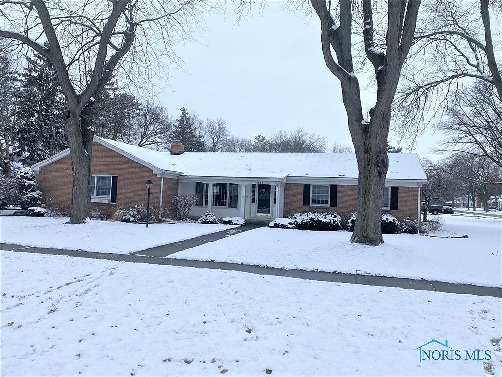 631 Hickory St, Perrysburg, OH 43551 Zillow