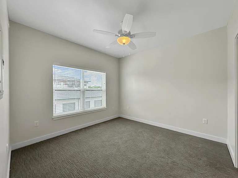 Stratford Pointe — Photo 82