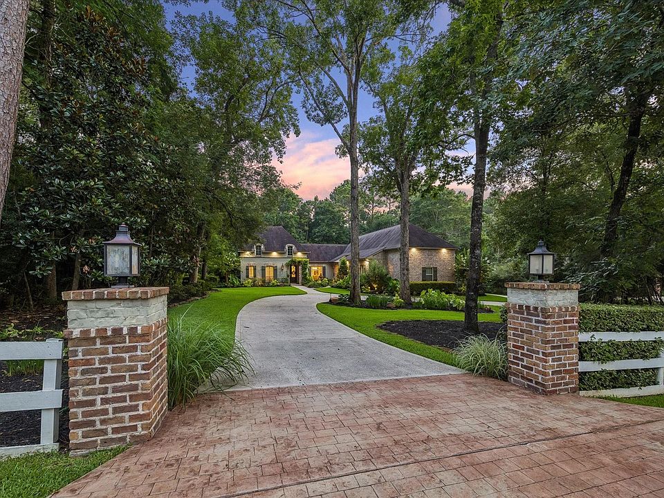 1st image of 10290 Paradise Valley