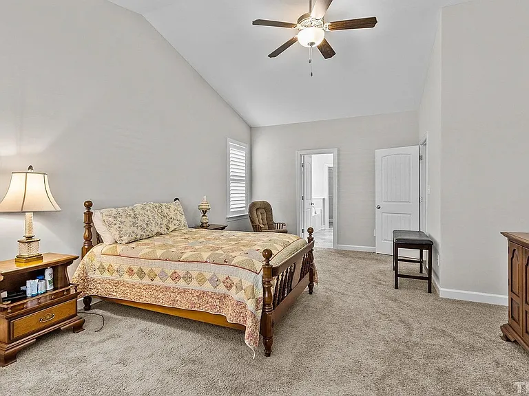 119 Aviemore Ln — Photo 10