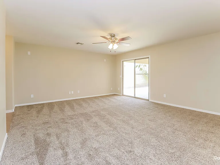 900 W Desert Canyon Dr — Photo 8
