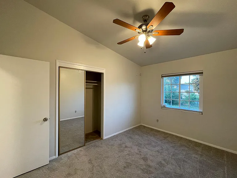 3874 Palo Dr — Photo 7