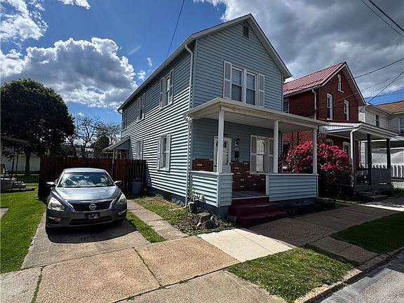 2nd image of 114 S Stewart St