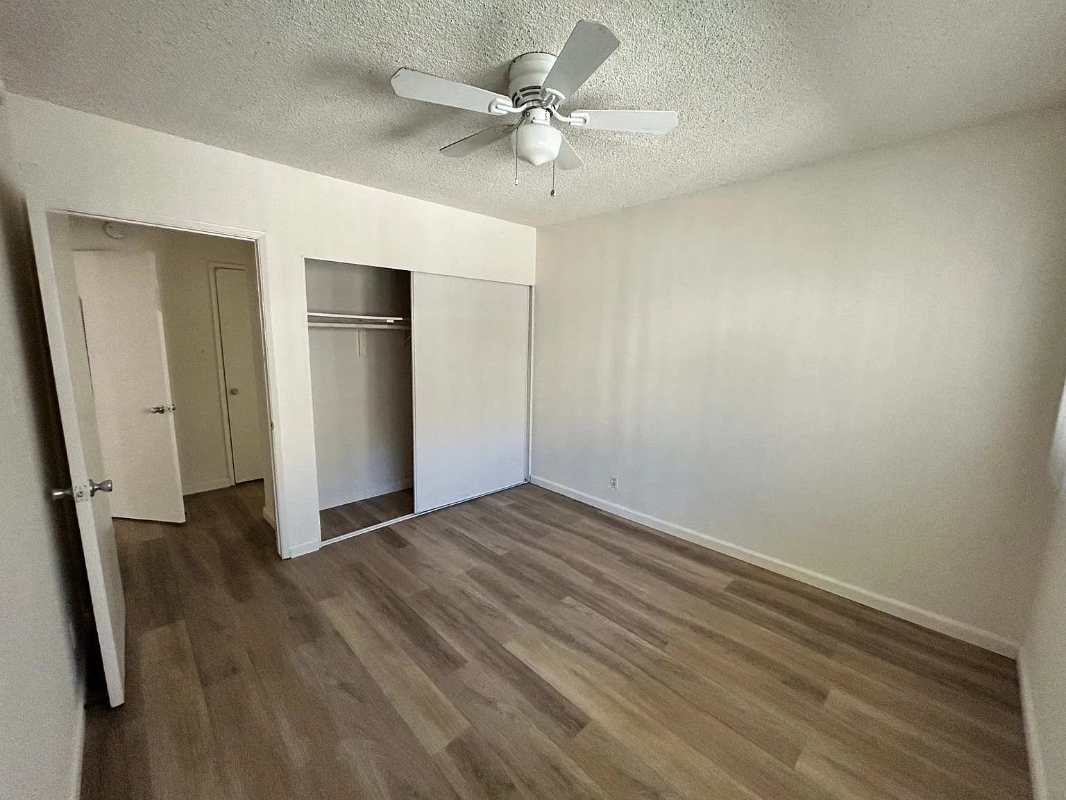 6935 Fulton Ave — Photo 4