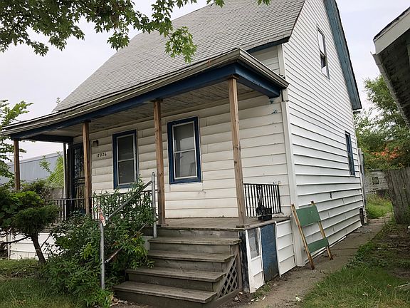 2nd image of 17226 Moran St