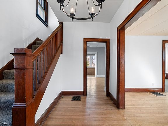 3rd image of 117 Jepson Ave