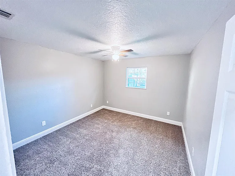 19739 Moonhollow Dr — Photo 18