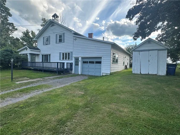3256 Hickox Rd, Canandaigua, NY 14424