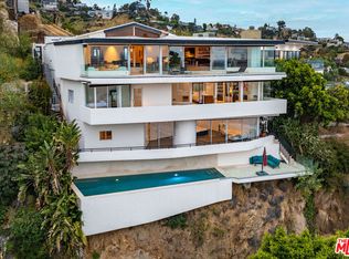 8690 Franklin Ave, Los Angeles, CA 90069