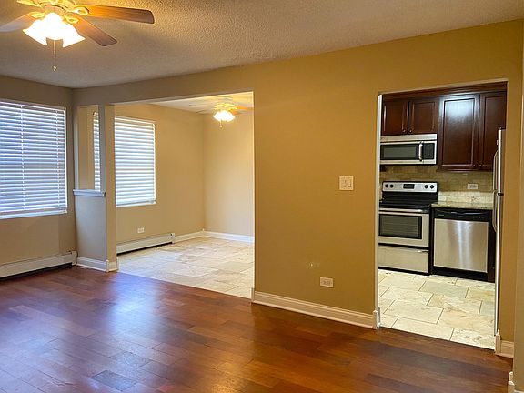 4th image of 9435 S 86th Ct APT 1E