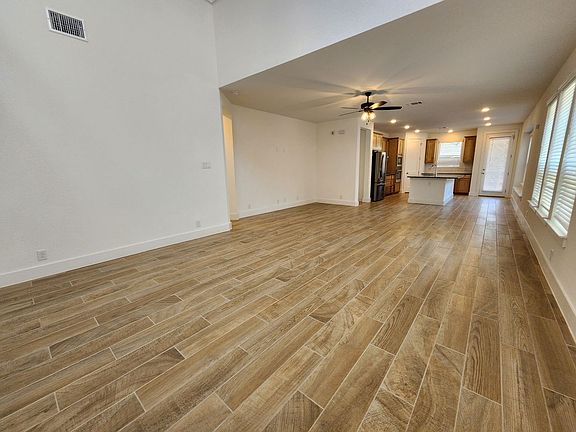 4th image of 1036 Easy Gruene