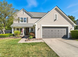 8607 Woodstone Way W, Indianapolis, IN