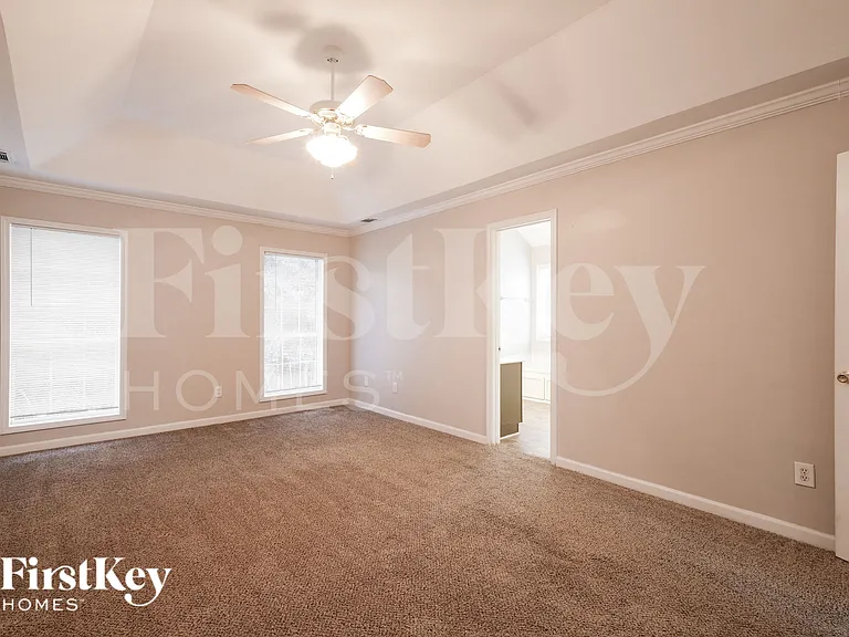 3810 Riversong Dr — Photo 11