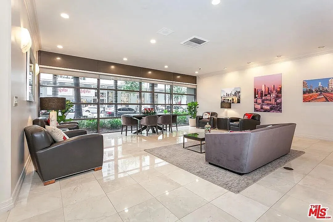 1 bed, 754 sqft, $2,500 — Photo 4