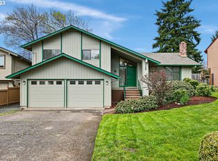 736 Edgemont Way, Springfield, OR 97477