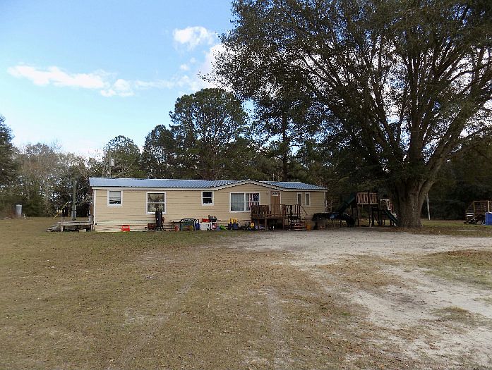 1st image of 19820 29th Dr