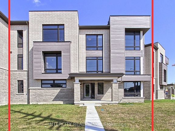 3rd image of 130 Blick Cres