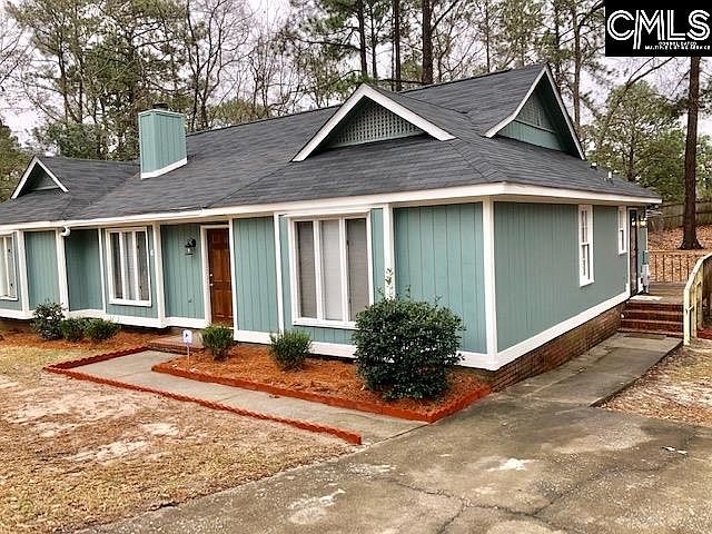 1st image of 6 Baker House Ct