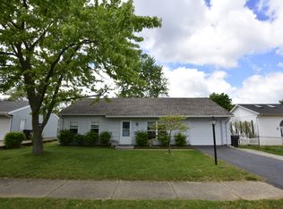 1405 Florence Ave, Pekin, IL 61554