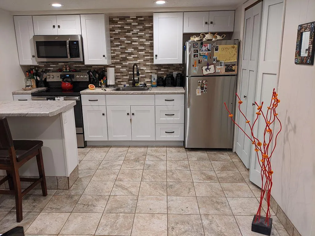 1 bed, 700 sqft, $1,099 — Photo 4