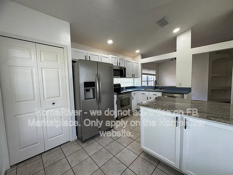 3331 Abbeyfield Dr E — Photo 5