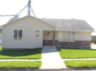103 N 2nd St, Panama, IA 51562