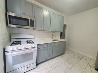 21-41 32nd St #2R, Astoria, NY 11105