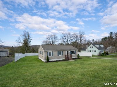 24 Park Lane West, New Milford, CT, 06776
