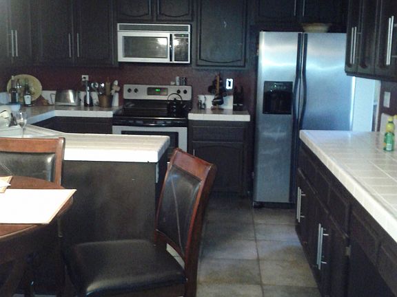 4th image of 630 Harwinton Ct