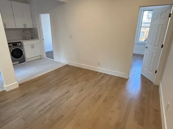 230 East 29th Street image 1 of 19