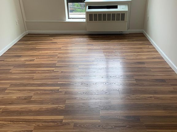 2nd image of 2763 Morris Ave