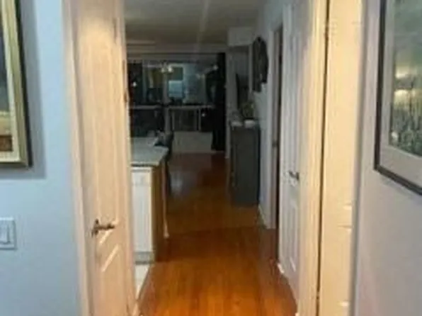 21 Hillcrest Ave #1405, Toronto, ON M2N 7K2