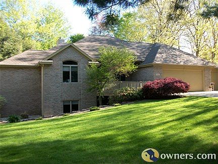 1st image of 15293 Meadowwood Dr