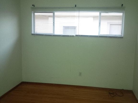 5th image of 4609 Campus Ave #4609