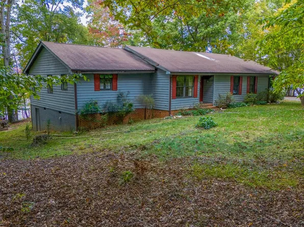 2 Darcy Dr, Clarksville, VA 23927