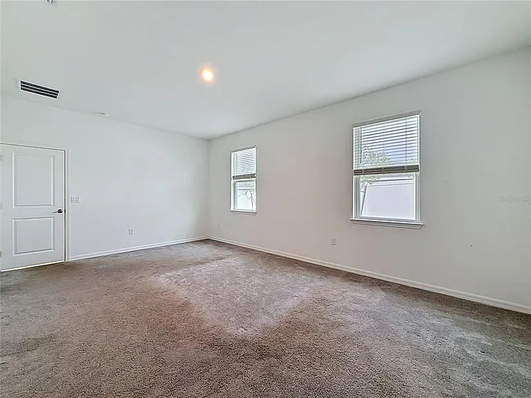 418 Quayside Ave — Photo 13