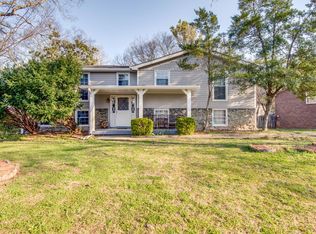7410 Bridle Dr, Nashville, TN 37221