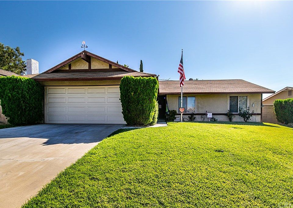 1st image of 2889 La Verne Ave