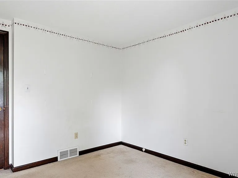 306 Sagewood Ter — Photo 24