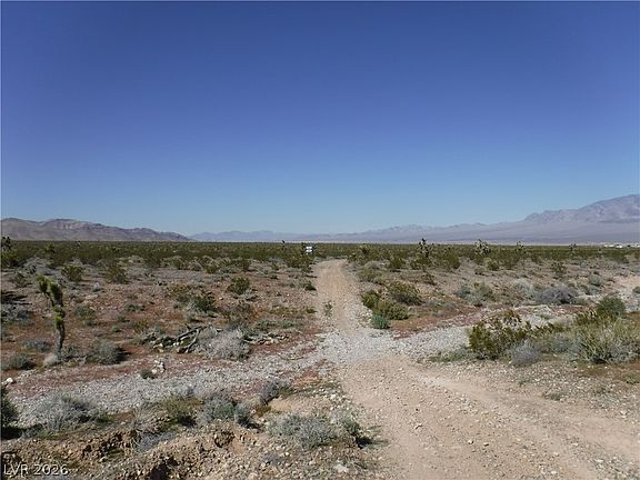 5th image of Reymore St