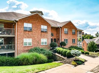 302 Keeneland Dr, Fort Thomas, KY 41075