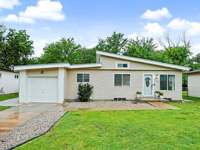 521 S Westview Dr, Derby, KS, 67037