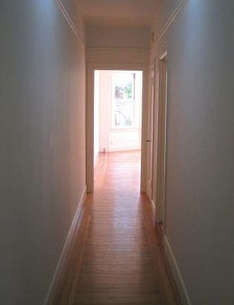 Passage to living room